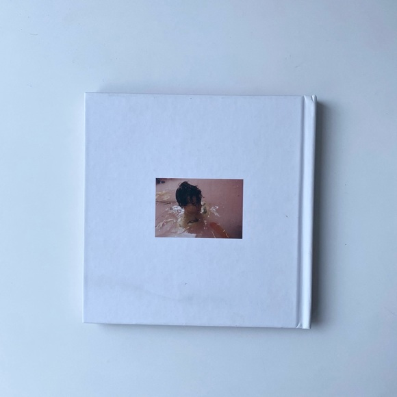 SOLD - Harry Styles debut limited edition CD with 32-page book - Picture 3 of 3